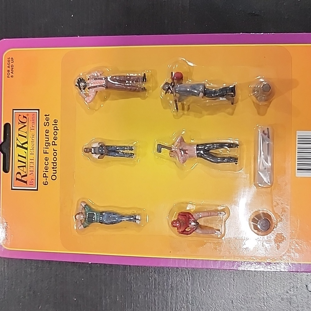 Rail King figure set